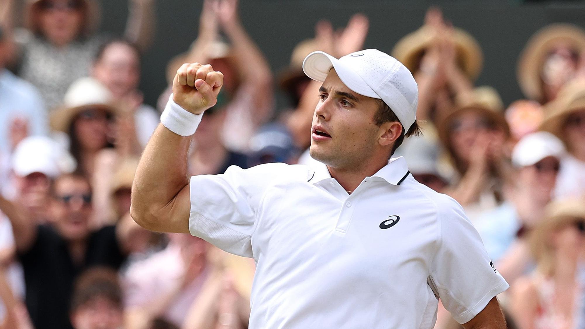 Watch Wimbledon semi-finals: GBs Fery in tight first set with Zverev
