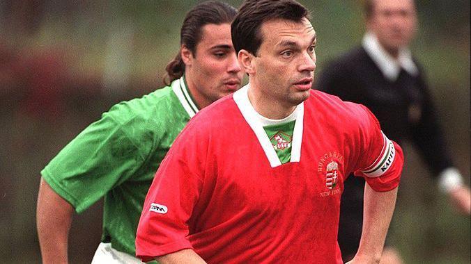 viktor orban igra fudbal