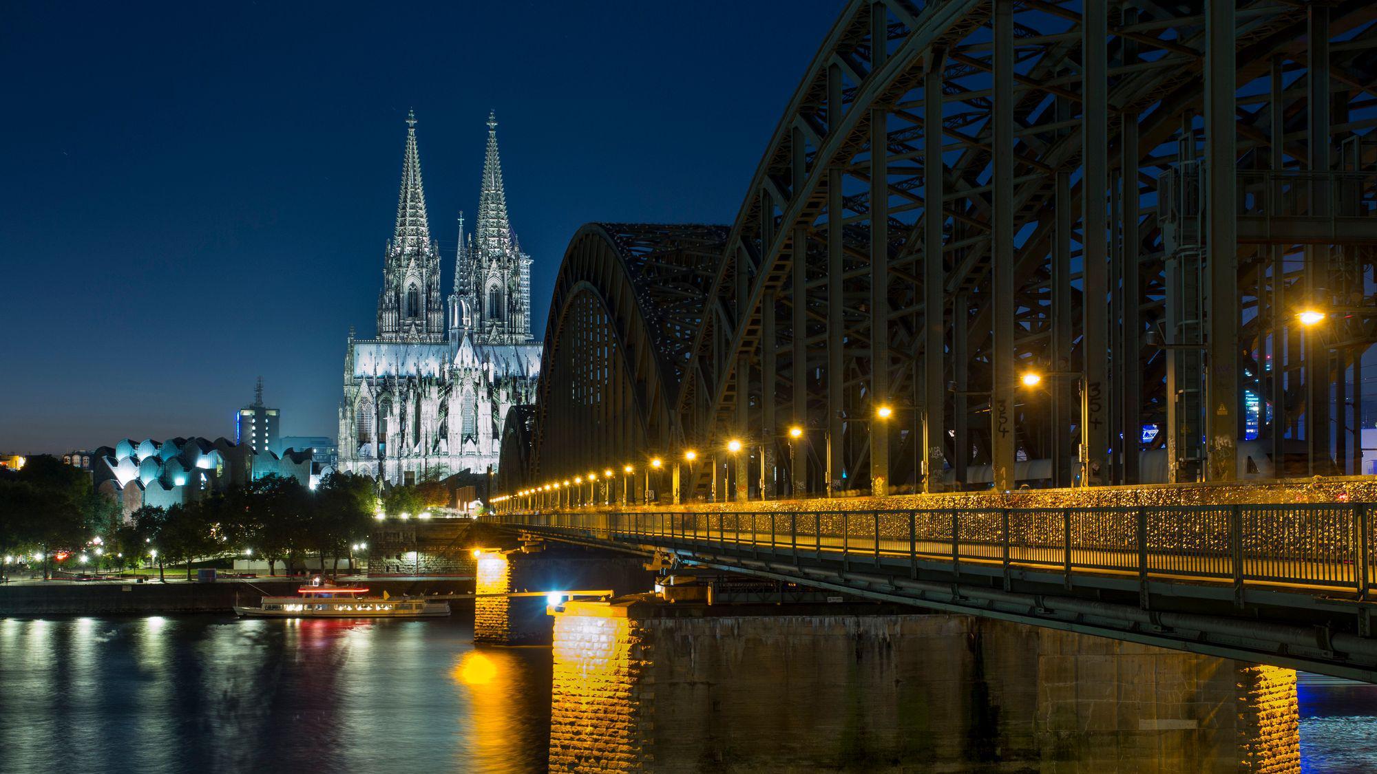 Foto da Catedral de Colonia, na Alemanha. 
