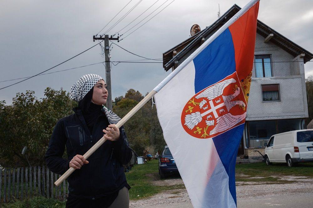 Studenti iz Novog Pazara, studenti iz novog pazara koji pešače do Novog Sada, studentsko pešačenje iz Novog Pazara do Novog Sada