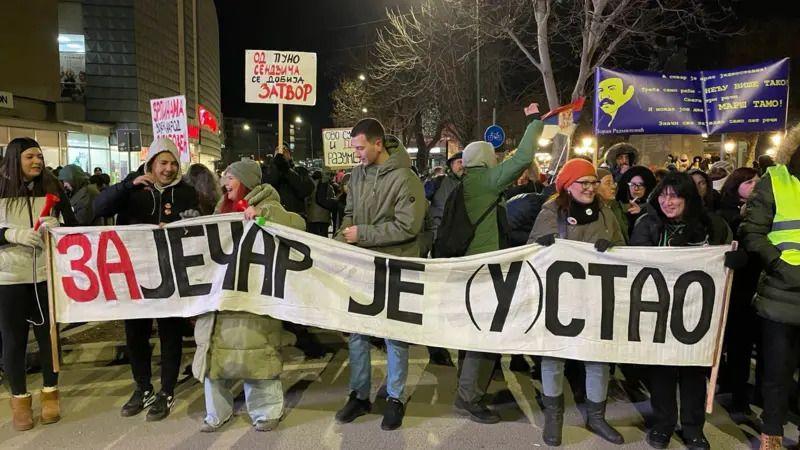 Meštani Zaječara i ostalih gradova Timočke krajine su 23. februara šetnjom, blokadom i odavanjem tišine izrazili protest zbog tragedije u Novom Sadu