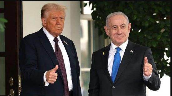 ترامب ونتنياهو يشيران بإبهامهما