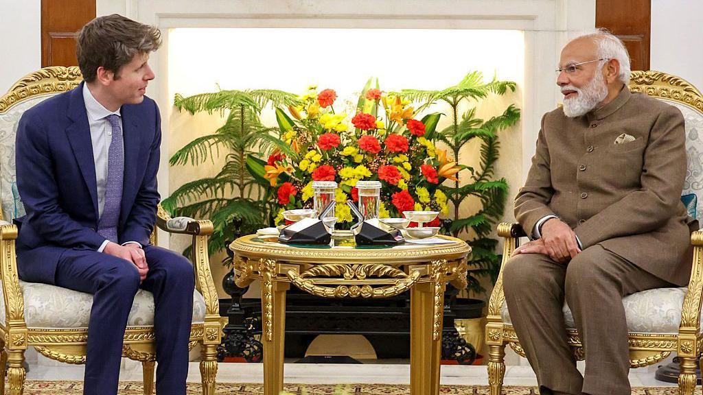 2026 年 2 月 20 日，在印度於新德里主辦『AI 影響力高峰會』之後，印度總理納倫德拉·莫迪（Narendra Modi）與 OpenAI 執行長薩姆·阿爾特曼（Sam Altman）會面