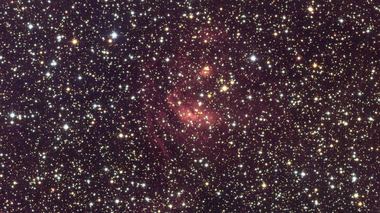 Imagen de una nebulosa que muestra nubes de gas ionizado