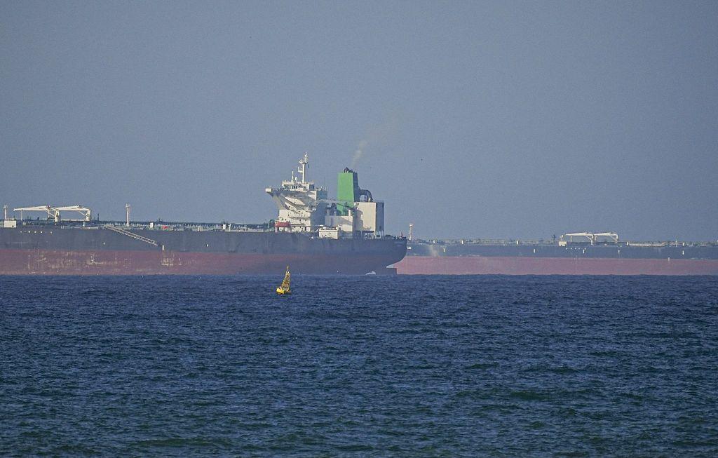 إيران: إعادة السيطرة على مضيق هرمز مع استمرار التقييد الأمريكي لحركة الملاحة 