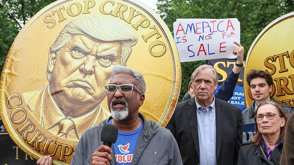 Protestors accuse Trump of corruption as he hosts crypto gala dinner