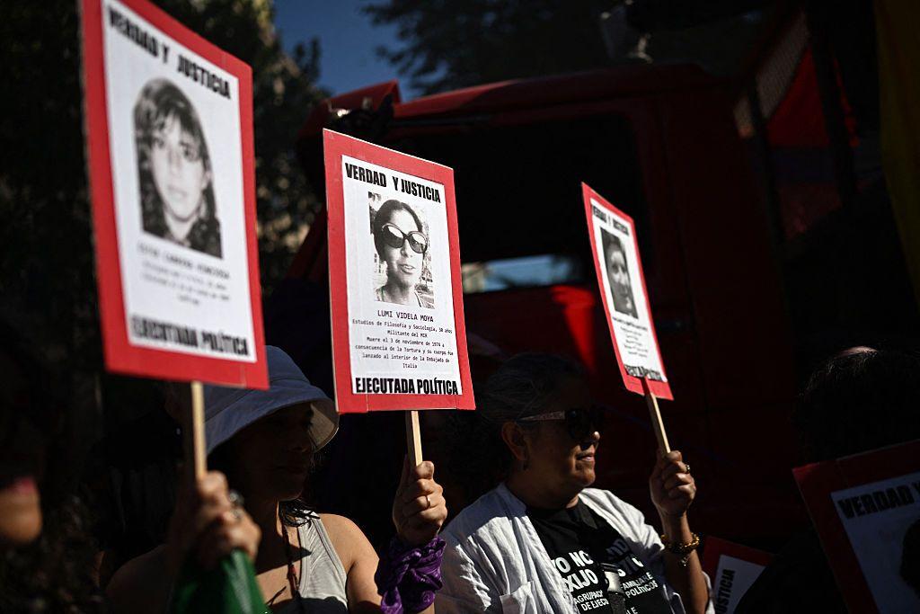 Marcha por el Día de la Mujer en Chile. 