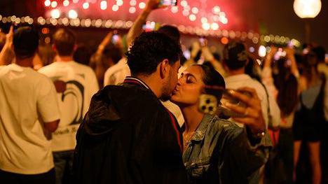 Sydney sends message of peace for New Years after Bondi terror attack