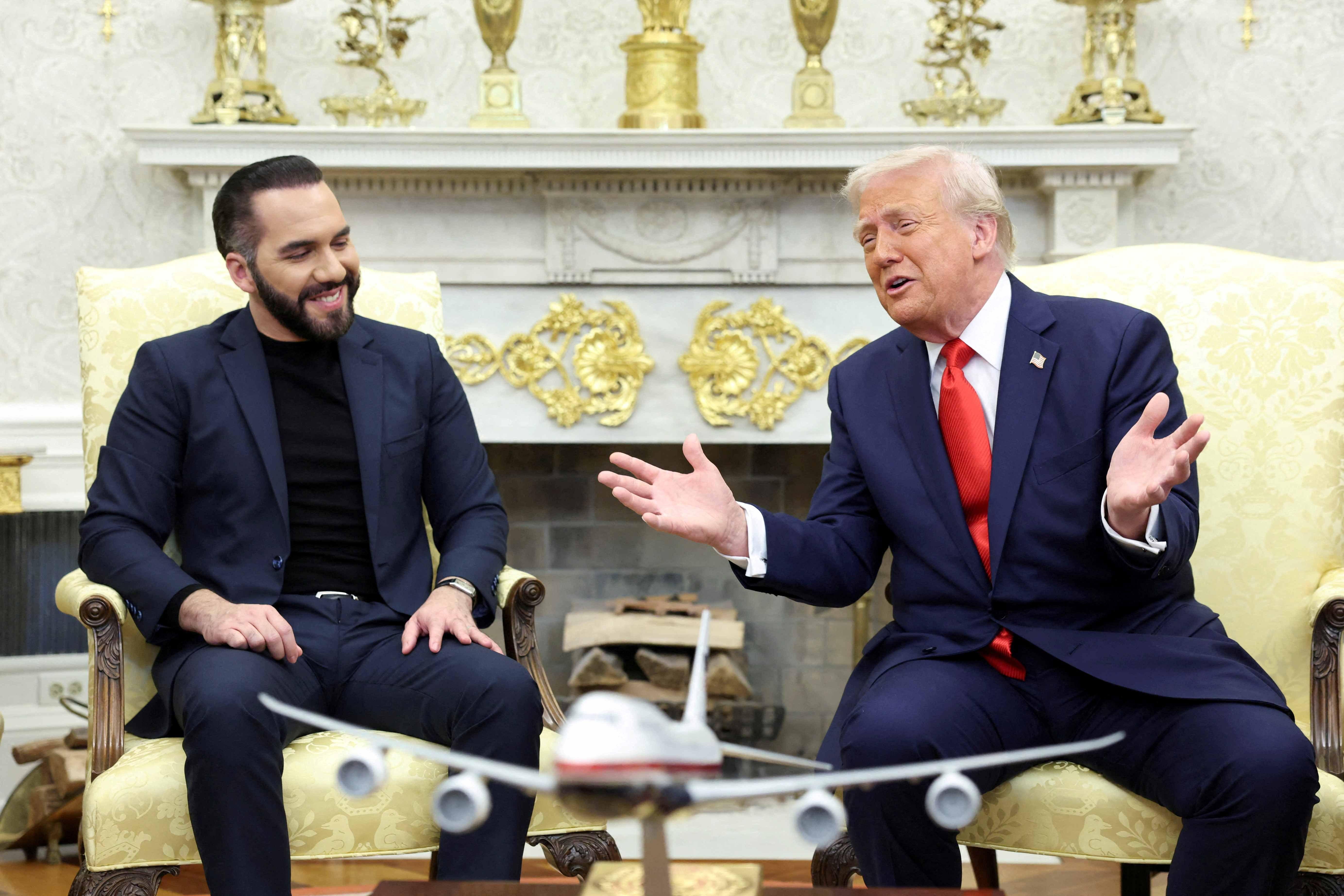 Bukele e Trump sorrindo