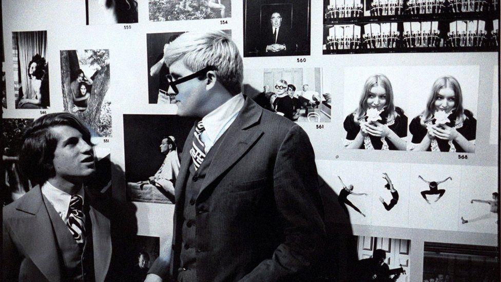 Odlazak Dejvida Hoknija: Omiljeni britanski slikar koji je pomerao granice 7 Piter Šlezinger i Dejvid Hokni 1969. godine