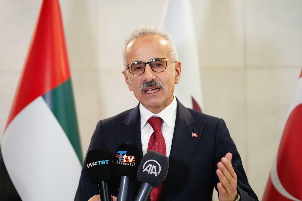 Ulaştırma ve Altyapı Bakanı Uraloğlu