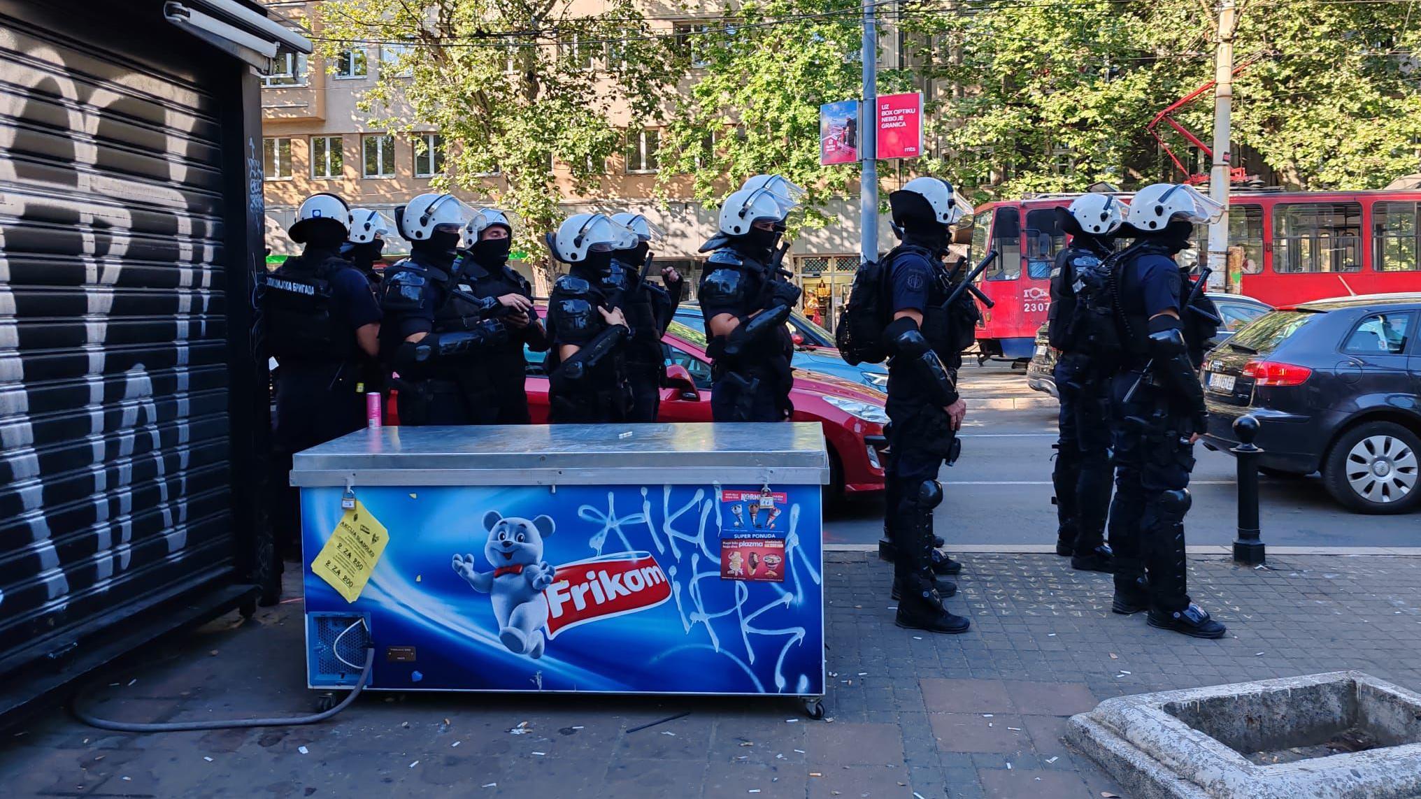 Policija