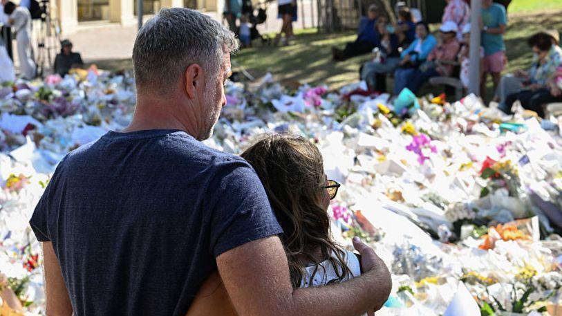 Bondi bravery: A superhero mother and a couple who died fighting