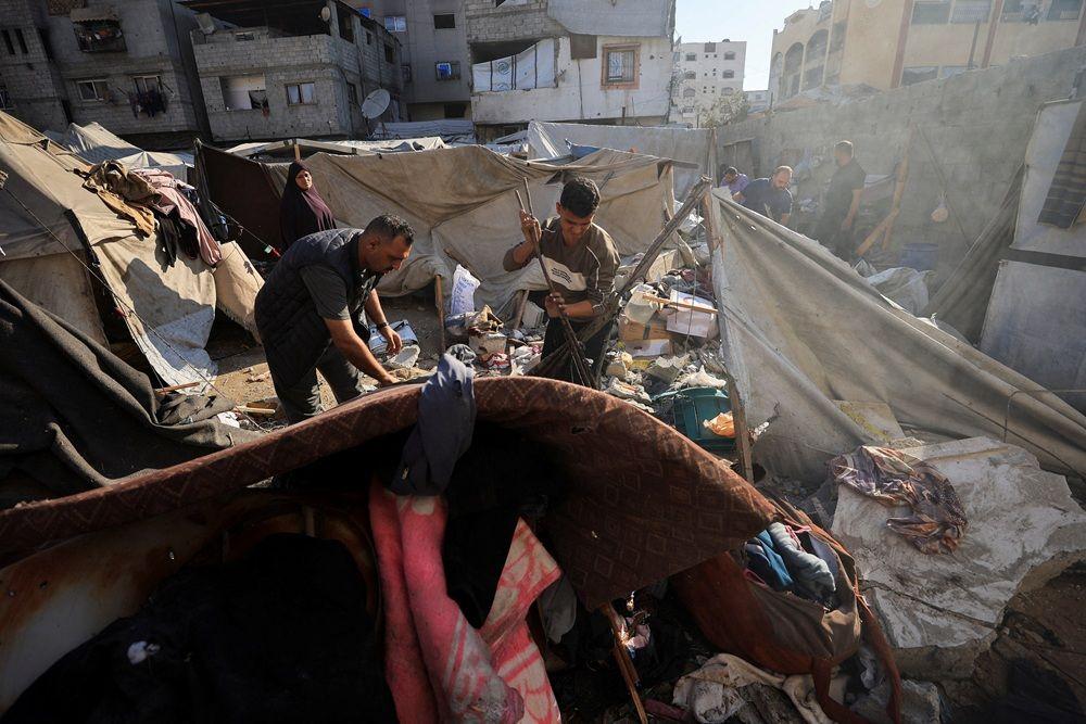 palestinci raščišćavaju ruševine posle izraelskog napada