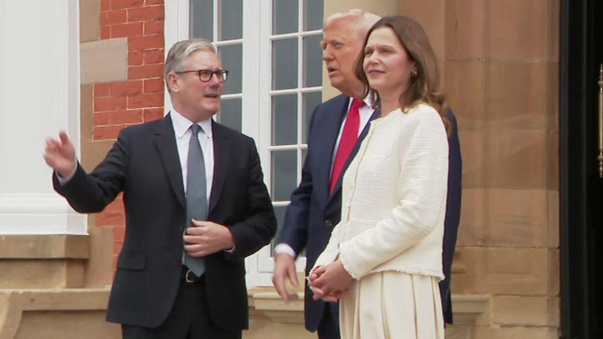 Starmer meets Trump at his Ayrshire golf course for talks