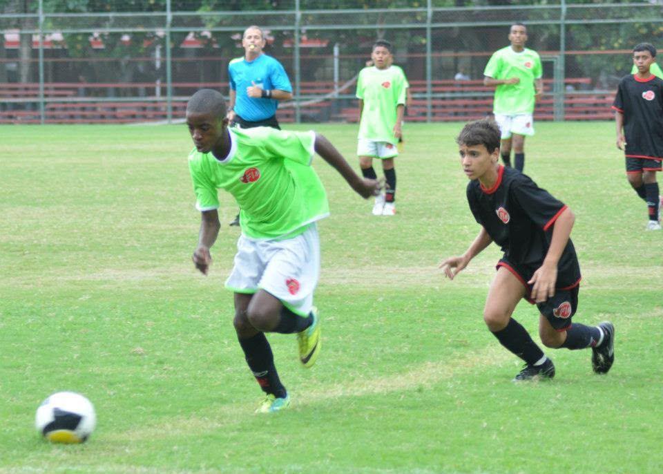 Vini Jr durante um jogo