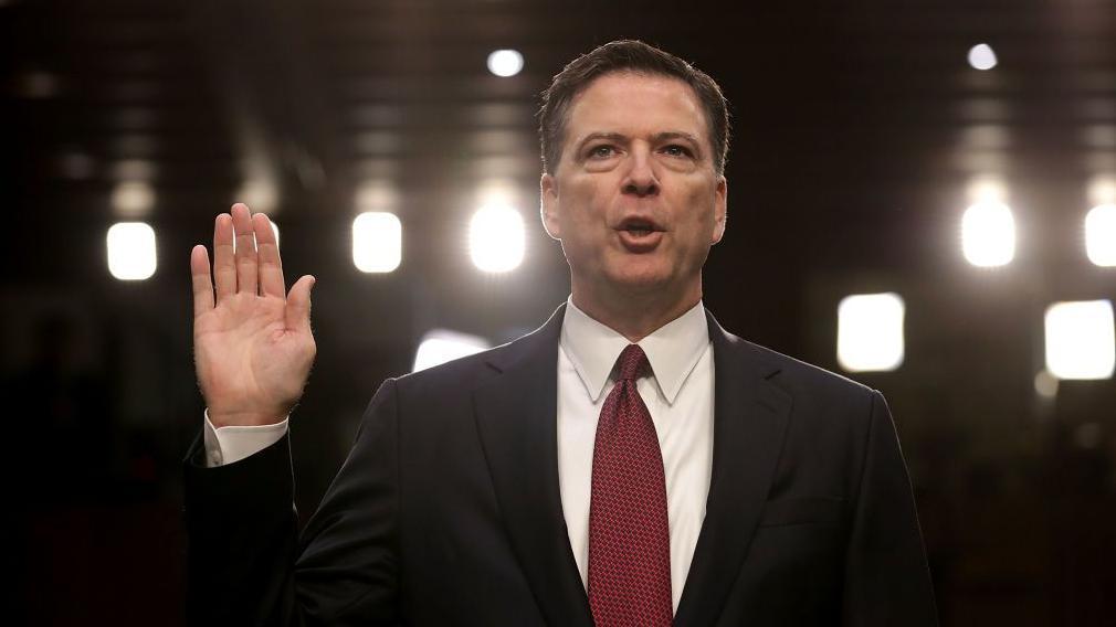 El exdirector del FBI James Comey en 2017