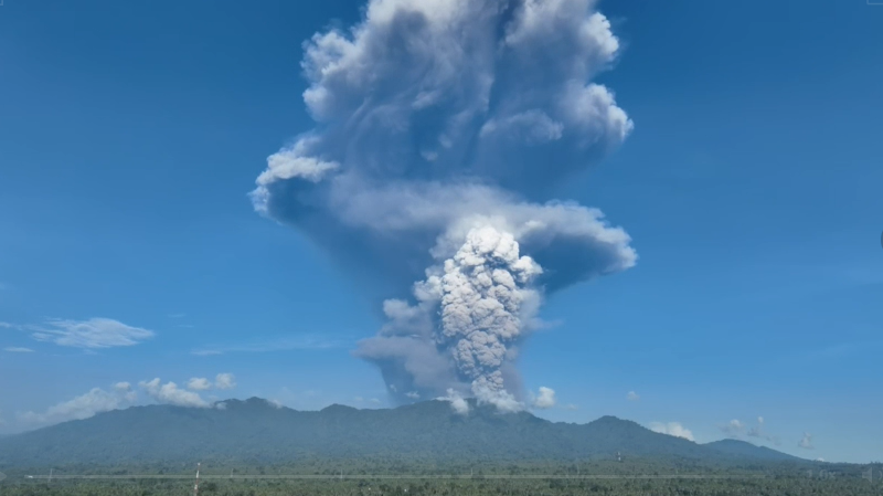 Three hikers dead after Indonesian volcano erupts