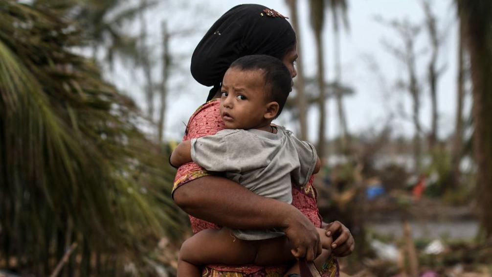 Fears of starvation in Myanmar as UN warns of disaster