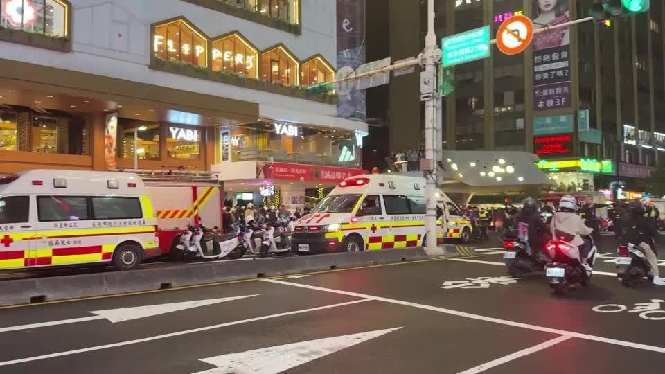 台北中山站外發生攻擊事件後多輛救護車湧至（19/12/2025）