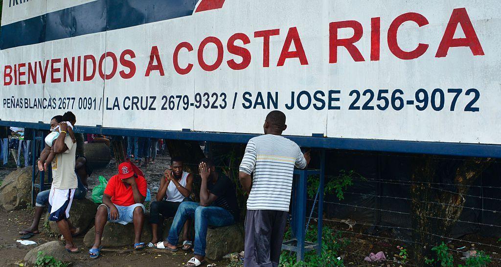 Migrantes en la frontera de Costa Rica y Nicaragua