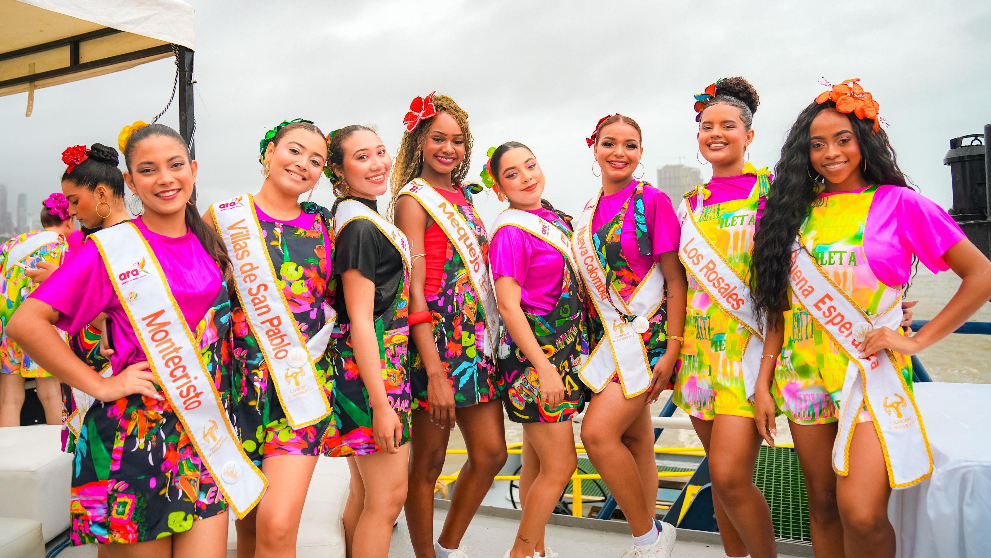 Participantes del concurso de reinado popular. 