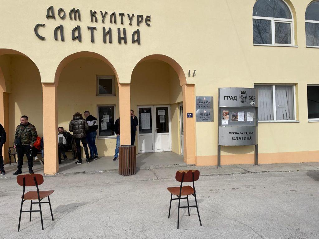 selo slatina kod bora