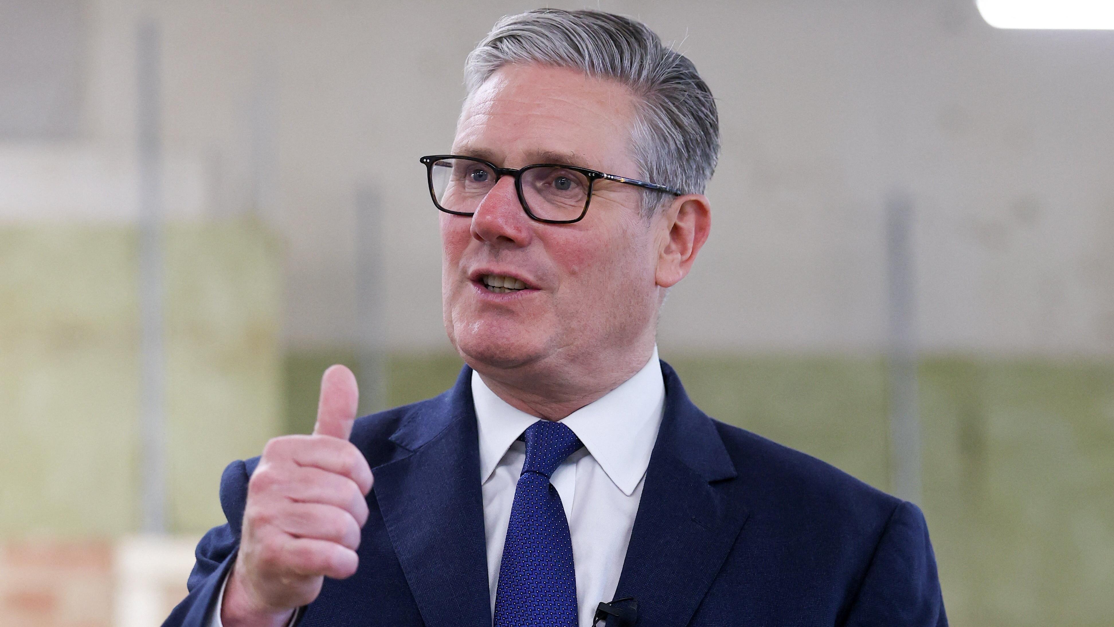 Jess Phillips resigns as minister telling Starmer 'deeds, not words, matter' after PM says he won't quit