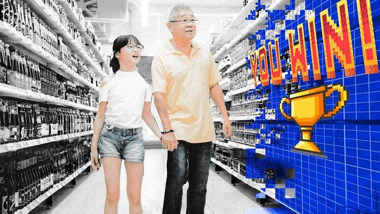 Otac i ćerka u supermarketu