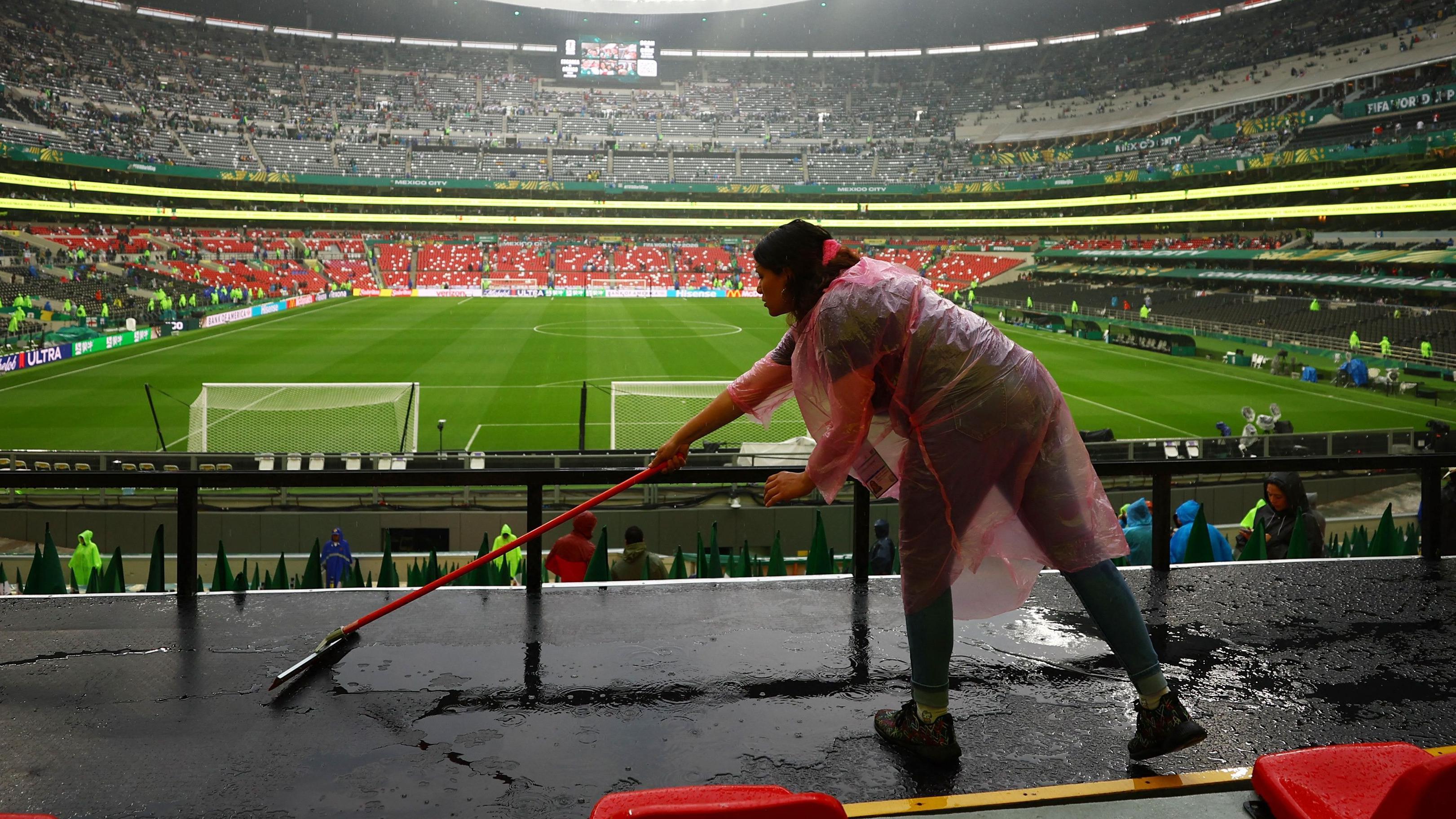 Englands World Cup showdown with Mexico delayed by one hour