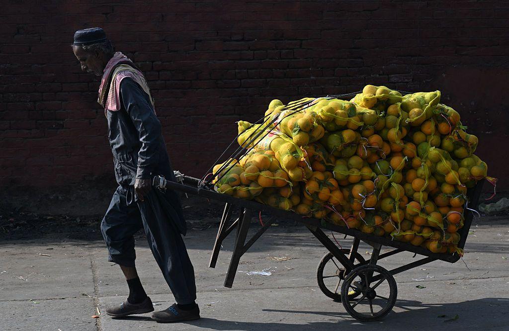 پاکستان نے 2024 میں آئی ایم ایف سے سات ارب ڈالر مالیت کا پروگرام لیا تھا اور اب حکومت پُرامید ہے کہ 2027 میں ختم ہونا والا یہ پروگرام پاکستان کا آخری ہو گا