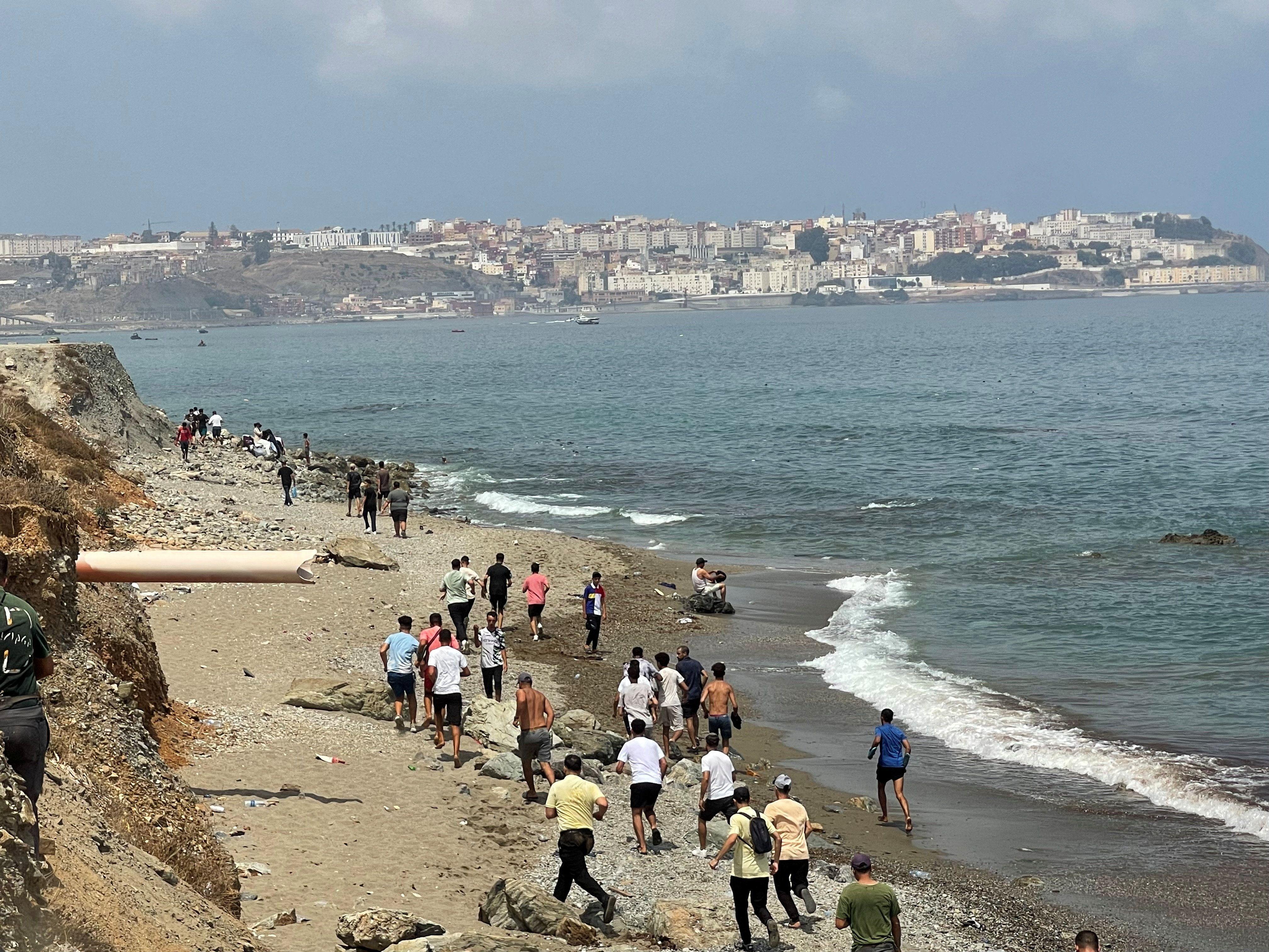 marokanci u seuti, ceuta, seuta, marokanci doplivali do španske teritorije seute