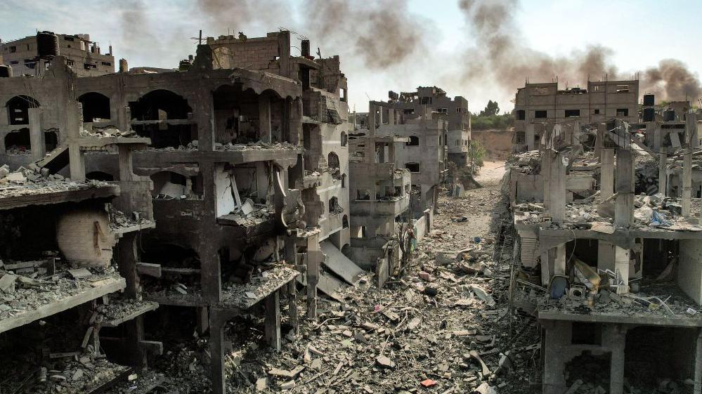 مباني مدمرة في قطاع غزة