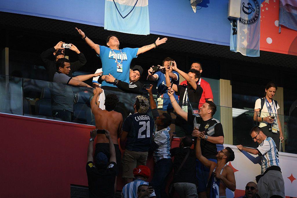 Diego Maradona en la tribuna de Rusia 2018. 