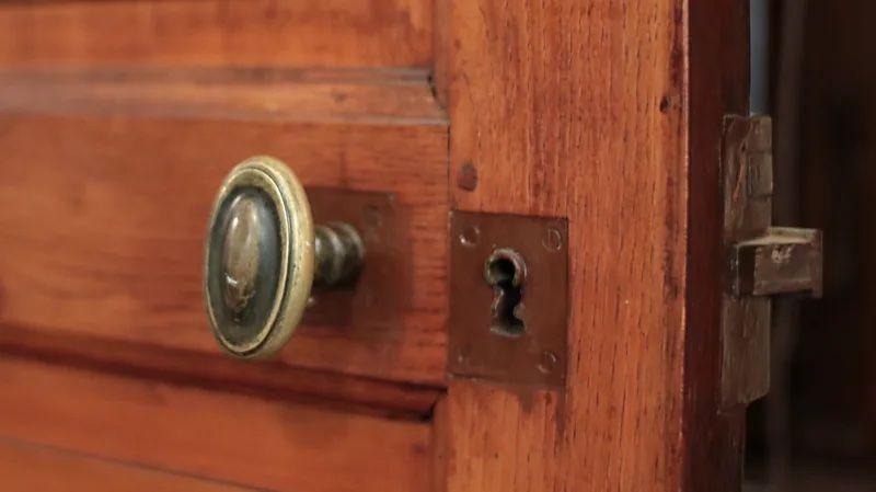 Maçaneta de uma porta