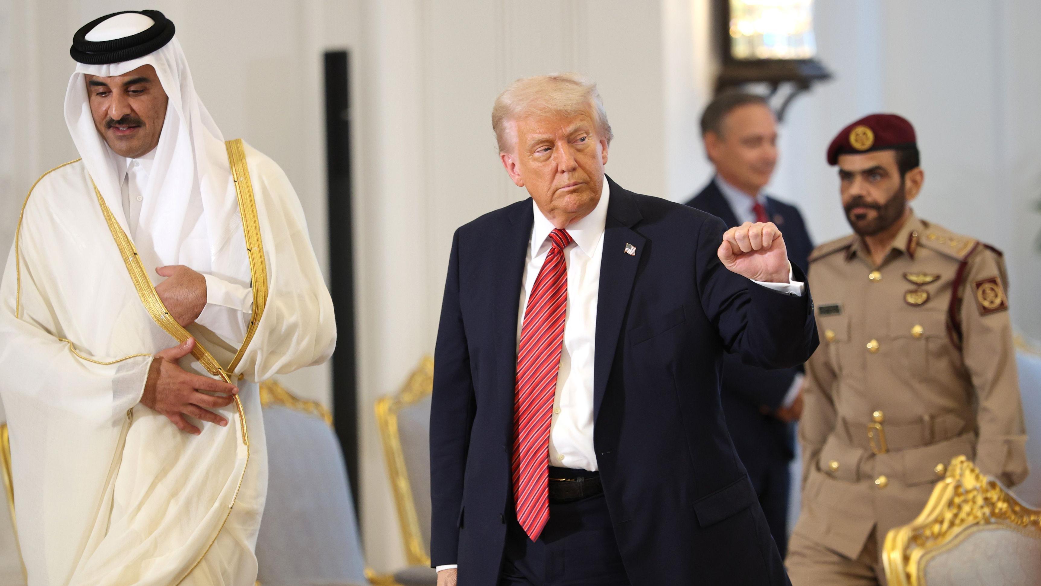 الرئيس الأمريكي دونالد ترامب وأمير قطر تميم بن حمد آل ثاني خلال زيارة الأول إلى الدوحة في مايو/ أيار الماضي