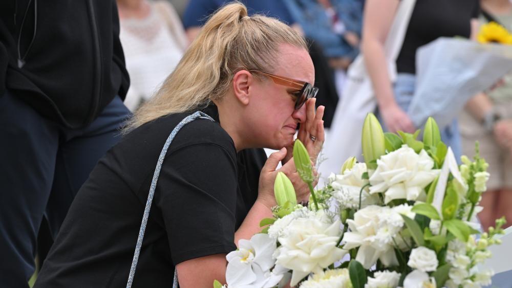 Police investigating Bondi gunmen's trip to Philippines month before shooting