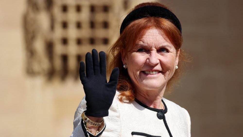 Sarah Ferguson em foto de abril de 2025