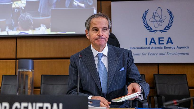 El Director General del Organismo Internacional de Energía Atómica (OIEA), Rafael Grossi, en la sede del OIEA el 23 de junio de 2025 en Viena, Austria.