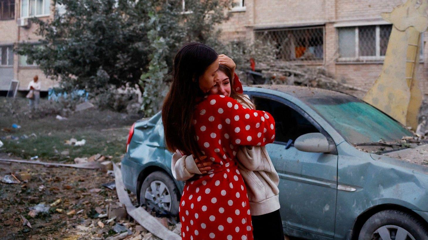 At least 10 killed, including child, after major Russian attack on Kyiv
