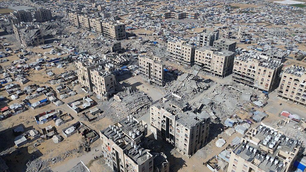 Una imagen panorámica de la destrucción en Gaza
