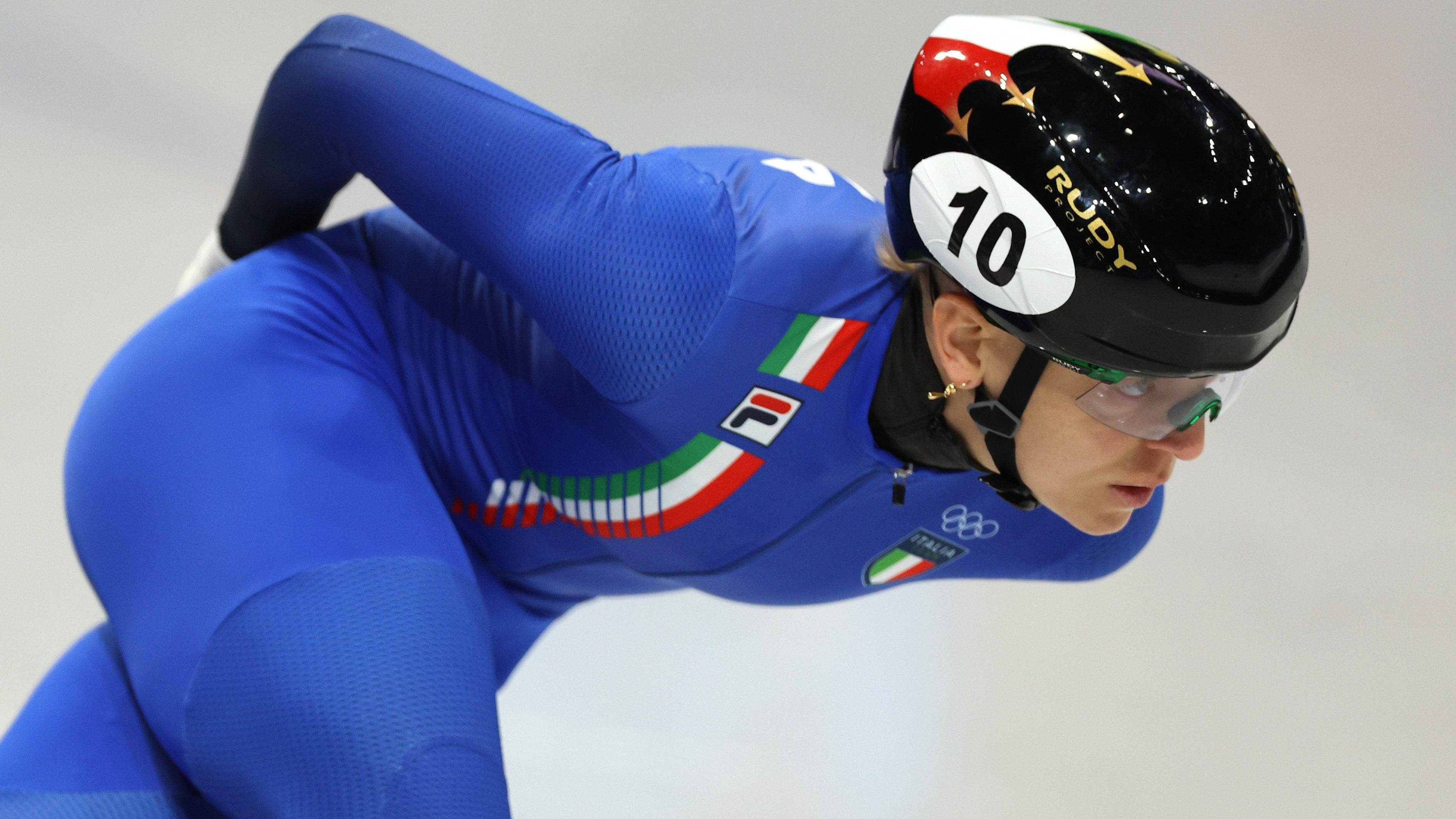Winter Olympics: Italys Fontana looks to make history in 1,000m final - watch