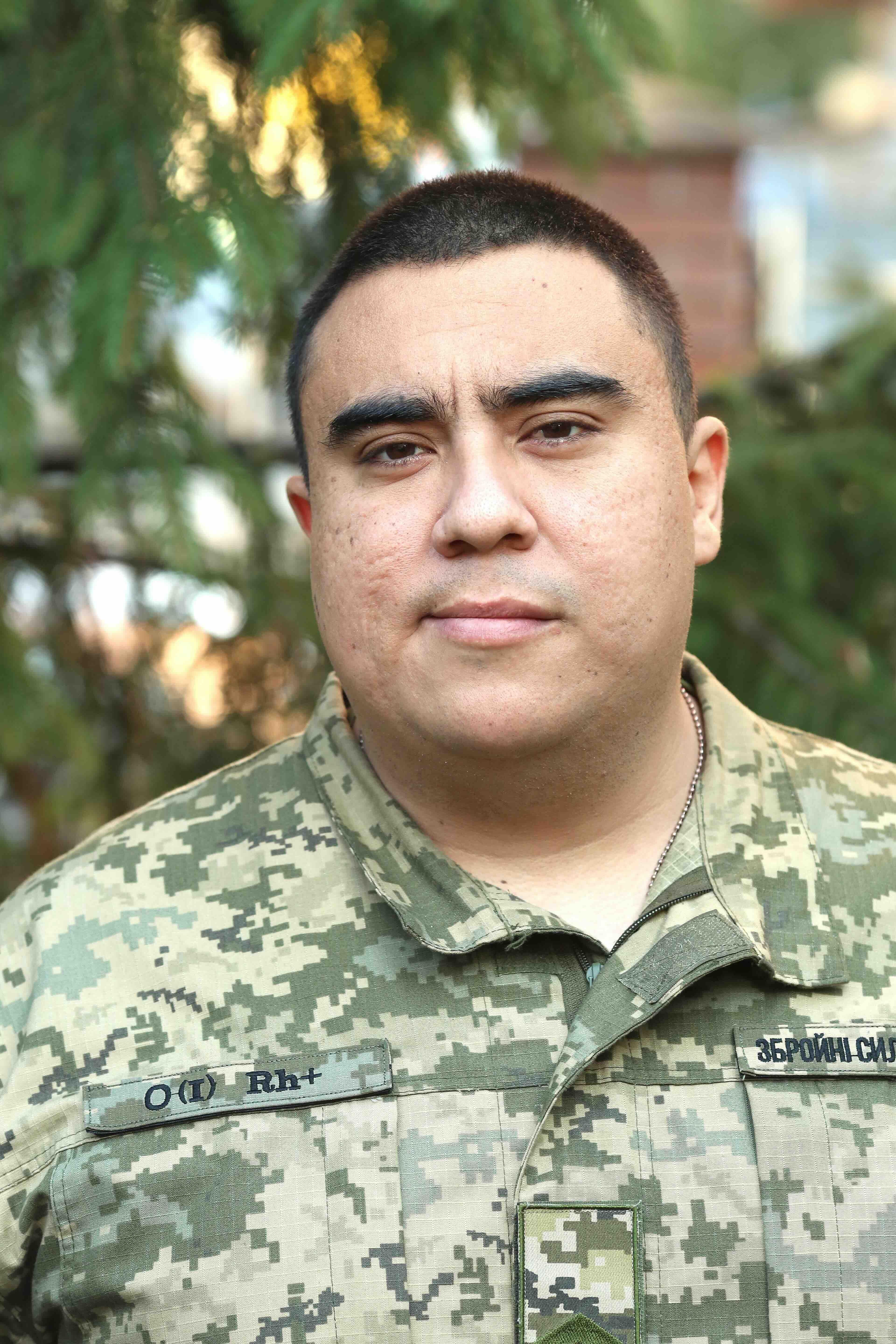 Ortiz con uniforme de camuflaje