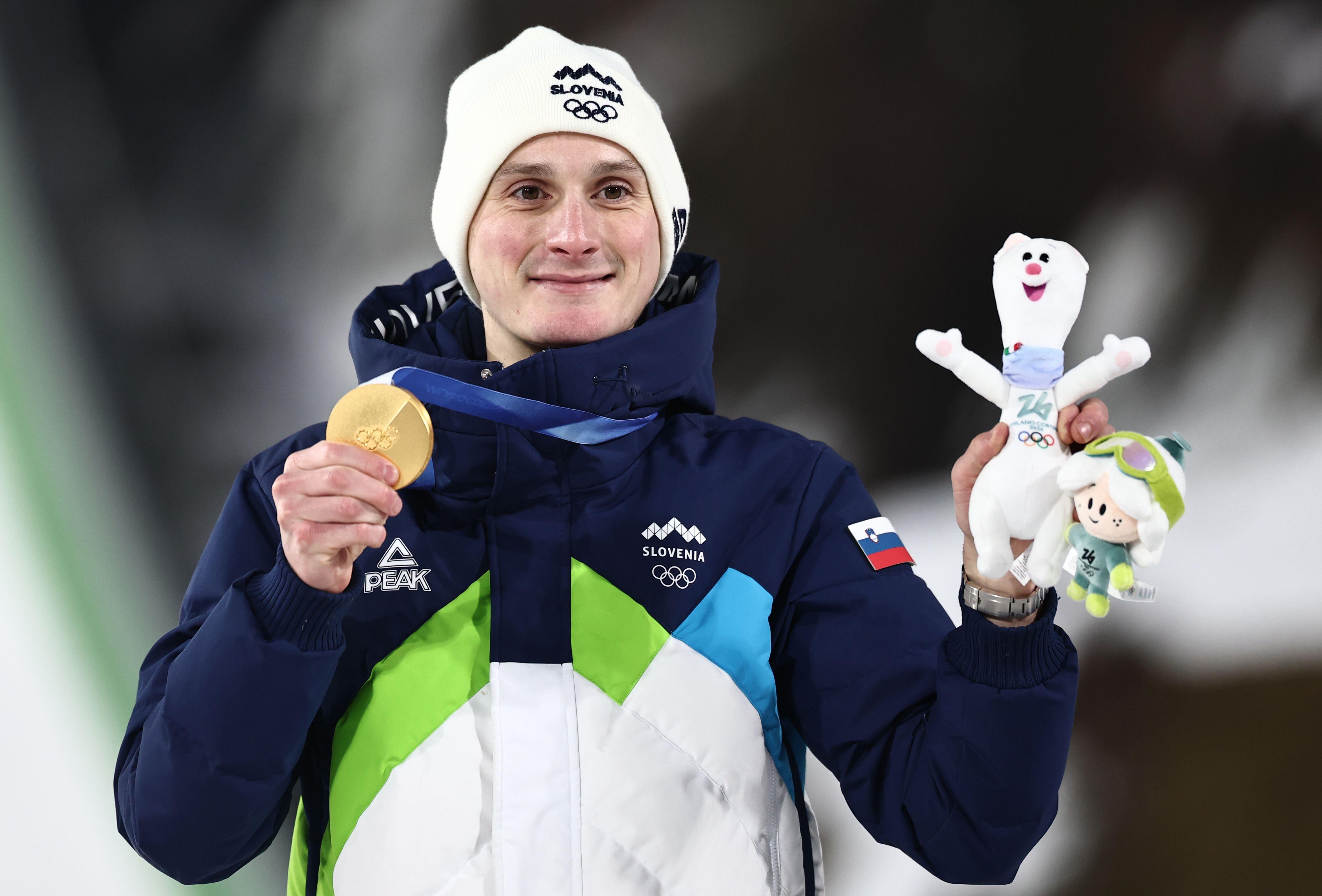Ptice lete, ali leti i Domen Prevc: Slovenija ima olimpijskog šampiona 3 Domen Prevc
