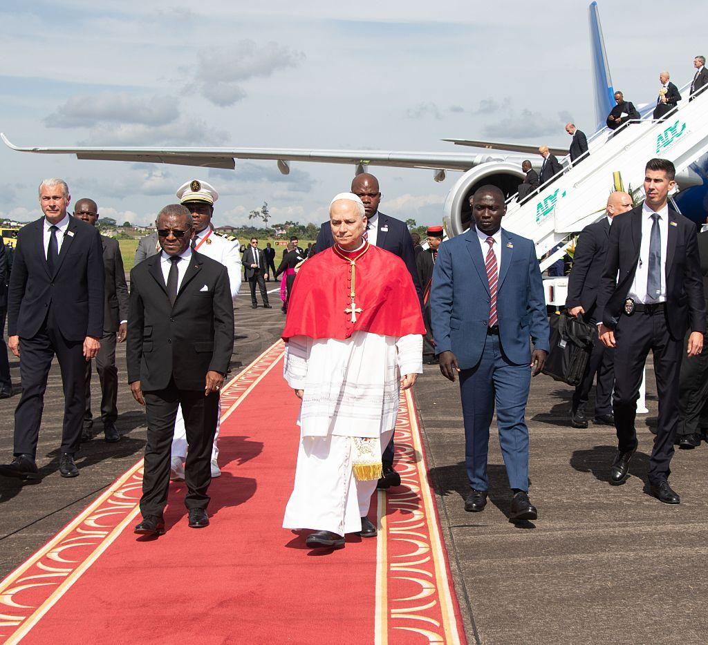 El Papa carga contra a los "tiranos que asolan el mundo" y gastan miles de millones en guerras tras su disputa con Trump
