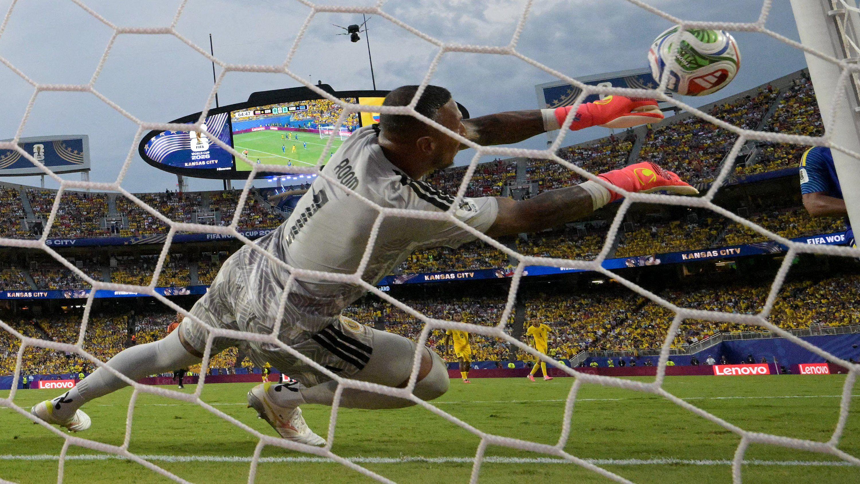 Watch live as inspired Curacao keeper Room continues to frustrate Ecuador in World Cup