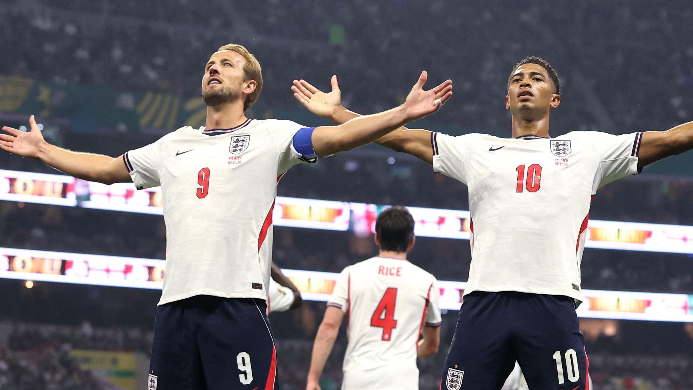 Watch as Mexico pull goal back after quick Bellingham double for England