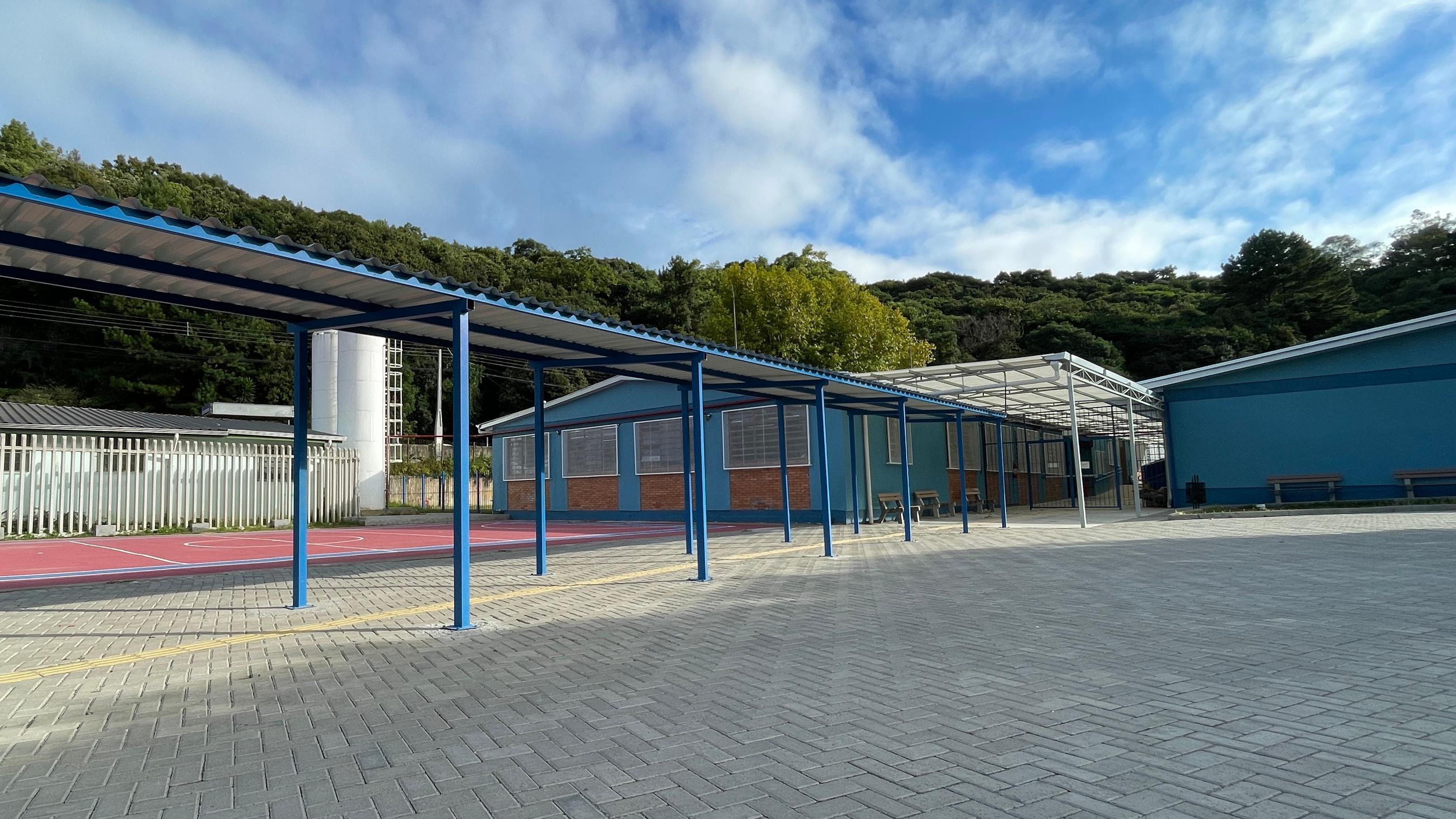 Fachada da Escola Municipal João de Zorzi