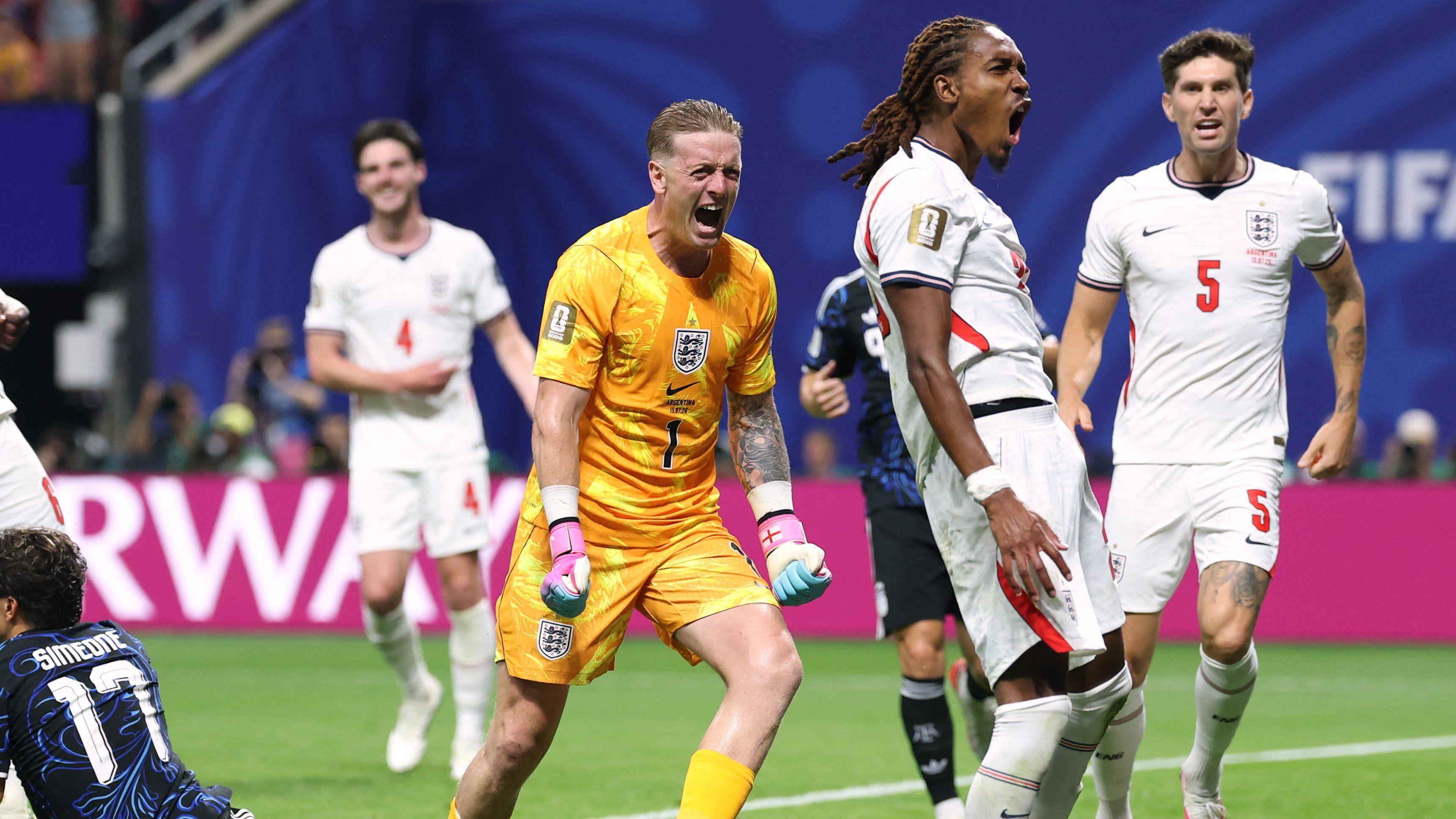 Watch as England cling on to lead against Argentina in last 10 minutes of semi-final