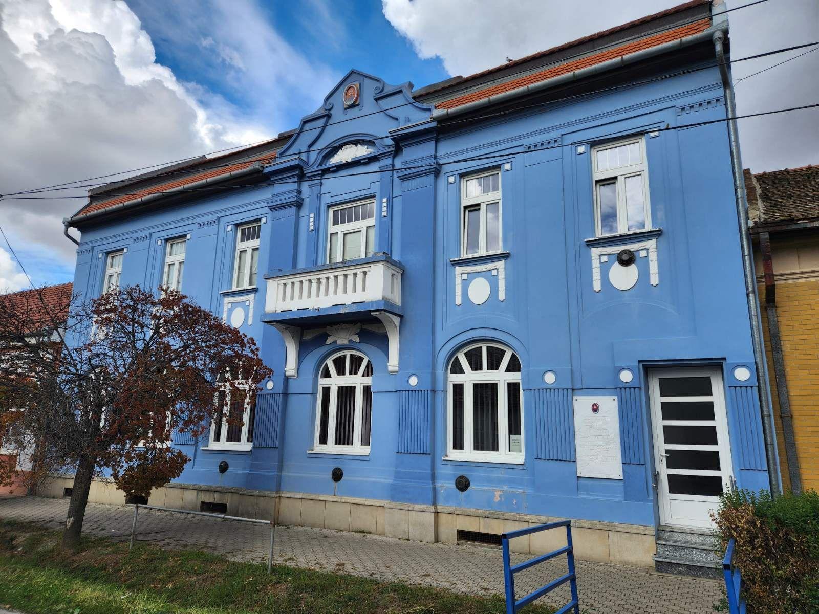 Zgrada Matice Slovačke u Srbiji okrečena u plavu boju